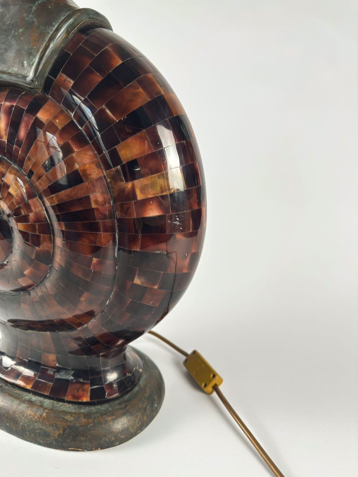 Vintage Maitland Smith Penshell And Bronze Snail Table Lamp, 1980s Philippines photo for sale