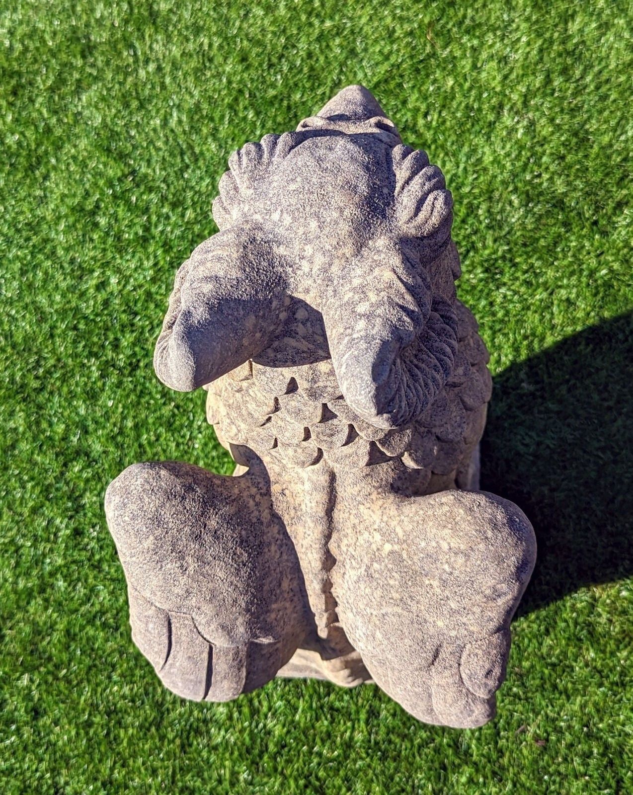 365.0 Pair Of Winged Griffins Garden Ornament English Stone Delivery Available 0204. photo
