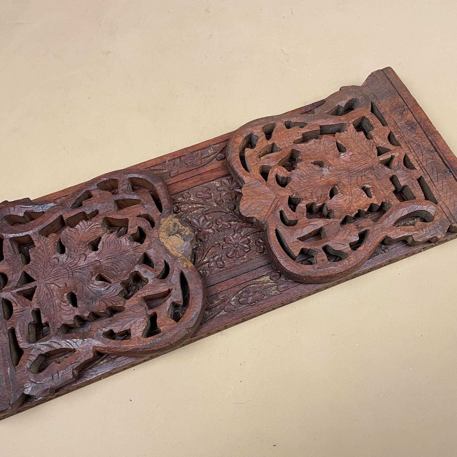 Furniture Antique Extending Book Slide Ends Anglo Indian Hand Carved Victorian Style Shelf Display Library Novel Stand Adjustable photo