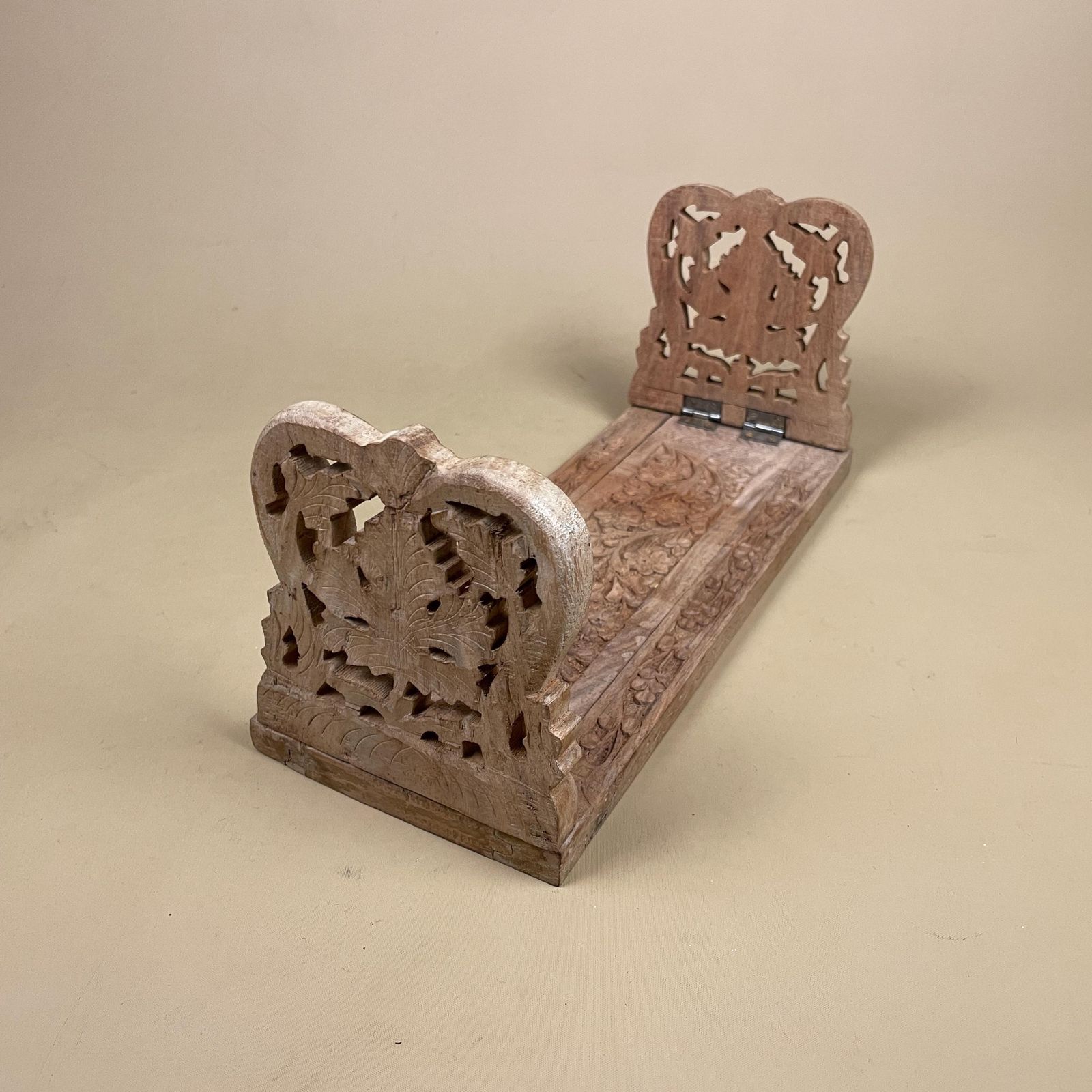 Anglo Indian Extending Book Slide Endshand Carved Antique Victorian Style Shelf Display Library Novel Stand Adjustable