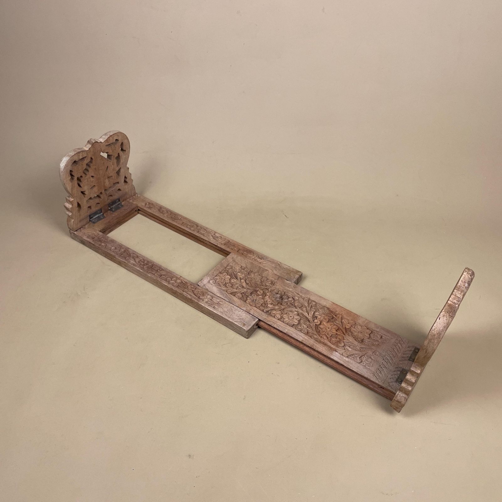Anglo Indian Extending Book Slide Endshand Carved Antique Victorian Style Shelf Display Library Novel Stand Adjustable photo buy