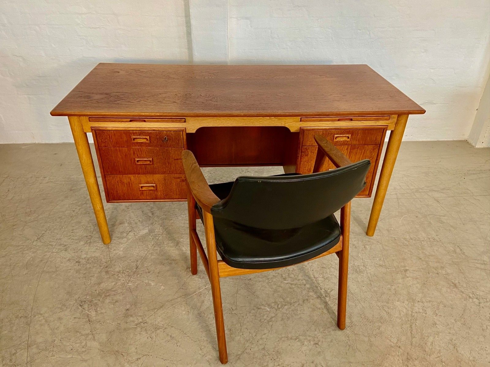 Vintage Retro Danish Teak And Oak Desk By Borge Mogensen For Soborg photo Furniture