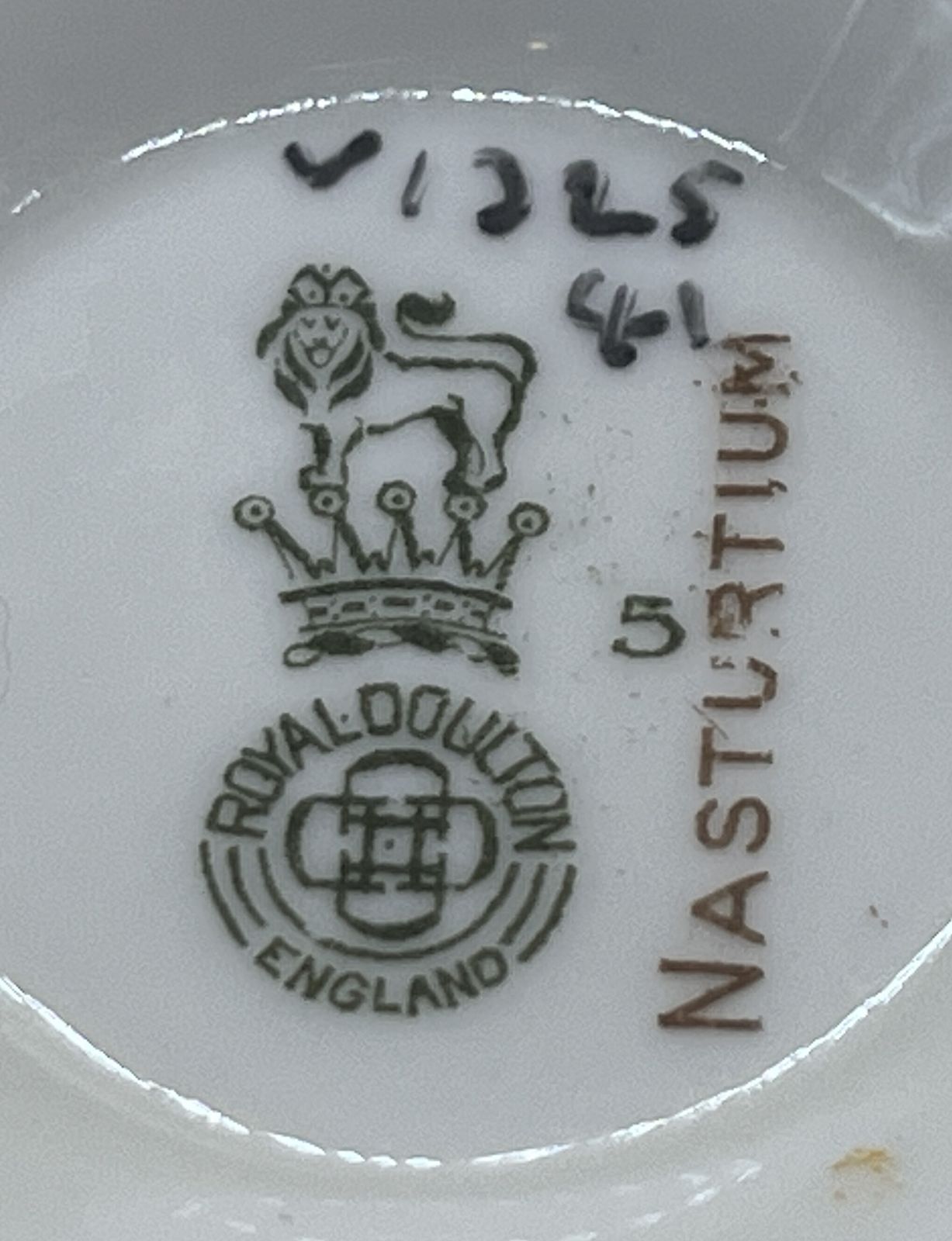 Home Decor Antique Royal Doulton China Nasturtium Tea Cup And Saucer Duo. V1325. C1920. photo