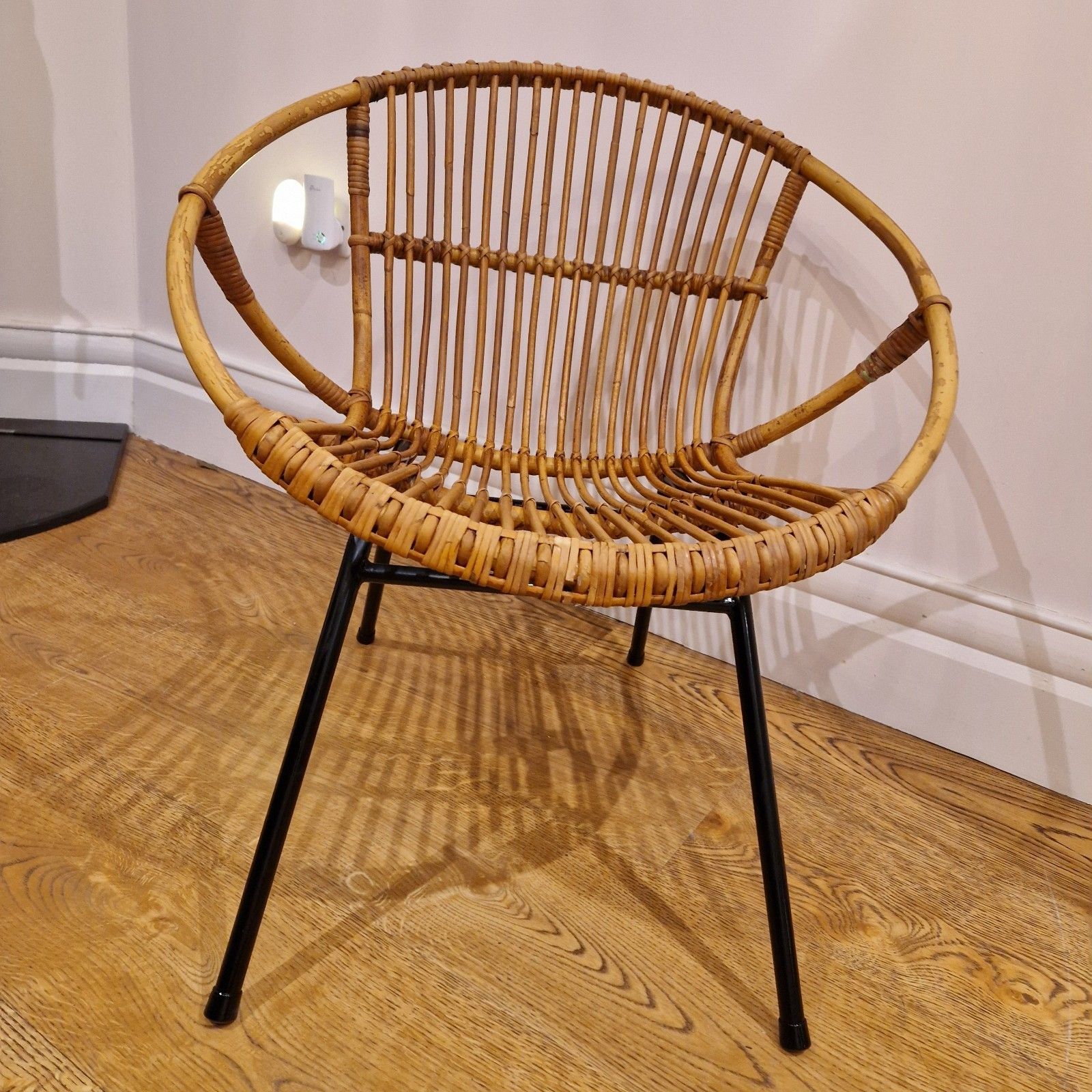 Vintage 1970s Rattan Accent Chair With Metal Legs – Franco Albini Inspired photo vintage