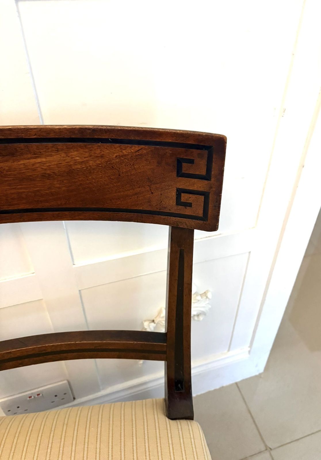 Antique English 19th Century Mahogany Klismos Dining Side Chairs – Pair photo Furniture