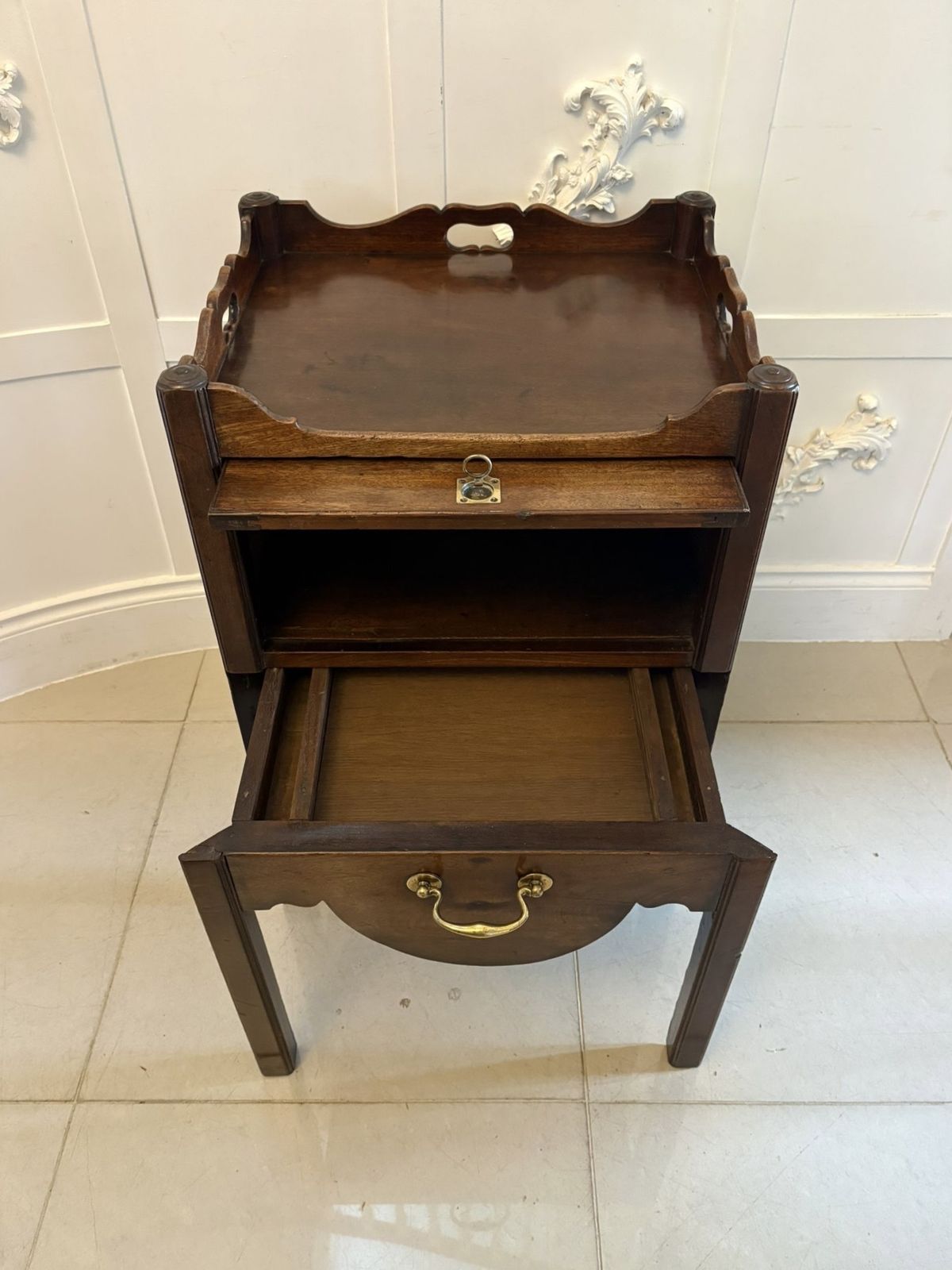 Antique 18th Century Mahogan Bedside Table photo 1585.0