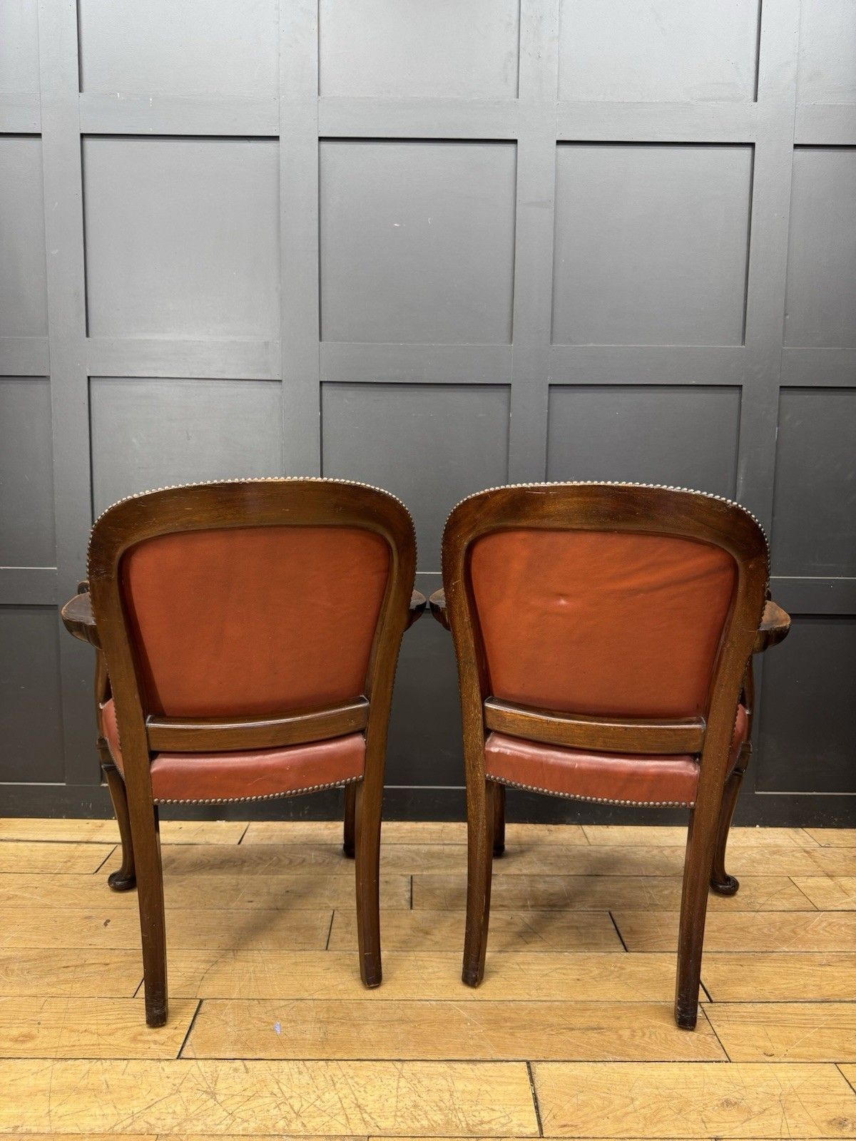 695.0 Antique Pair Of Gainsborough Style Mahogany Armchairs Desk Study Carver Chairs photo