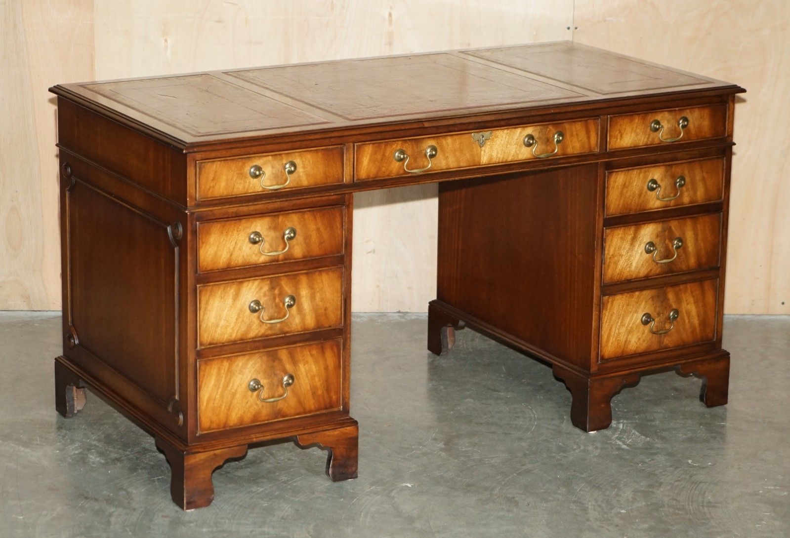 Lovely Bevan Funnell Mahogany Partner Desk Oxblood Gold Leaf Tooled Leather Top photo furniture