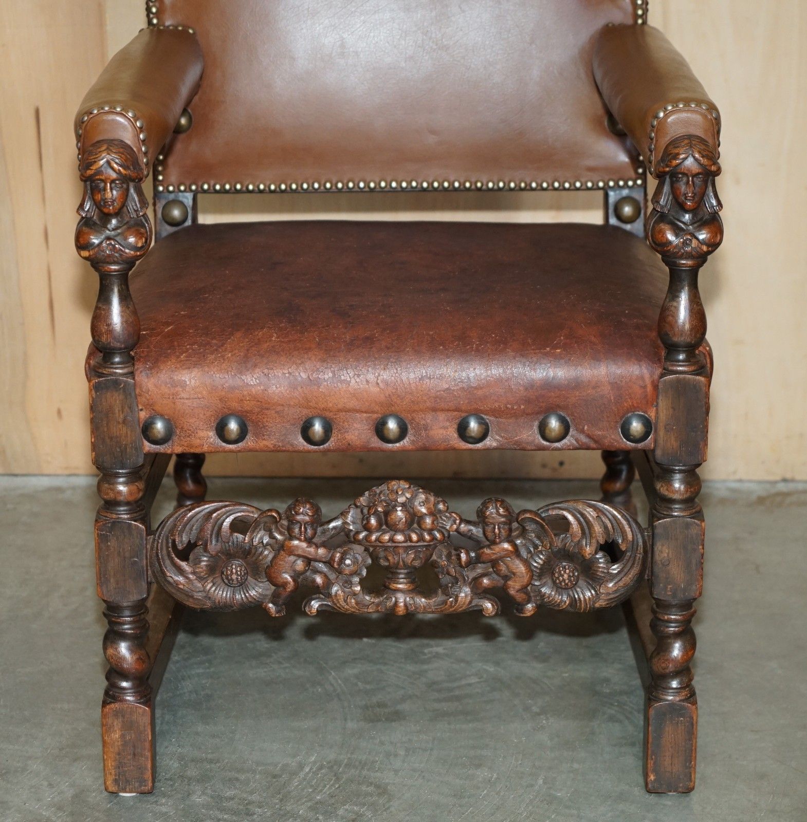 photo furniture Pair Or Ornately Hand Carved Antique Jacobean Revival Edwardian Throne Armchairs