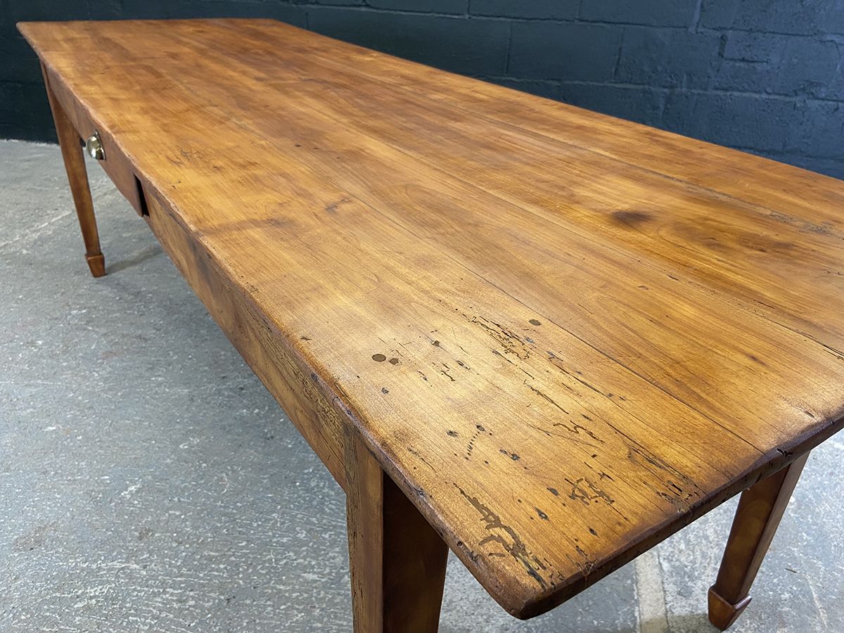 photo vinterior Antique French Fruit Wood Farmhouse Dining Table