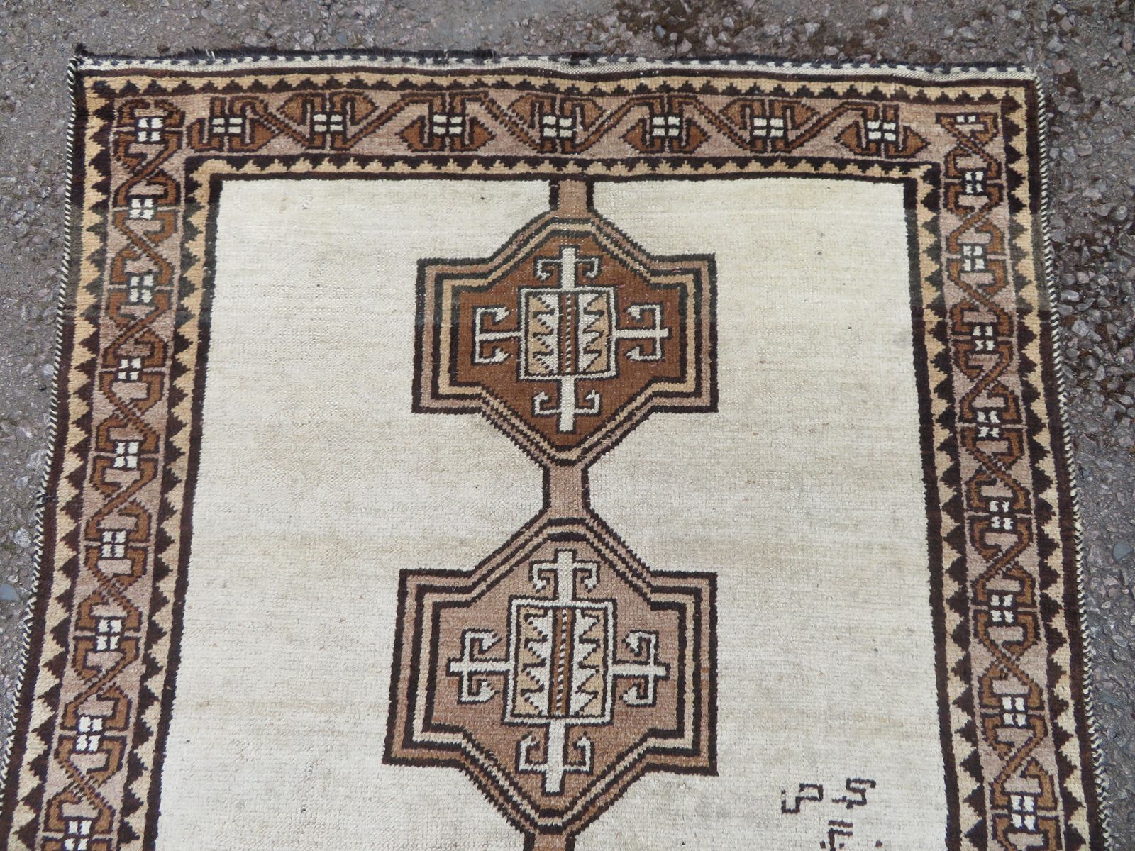 Antique Gabbeh Long Tribal Rug. 239cm X 117cm. photo Textiles