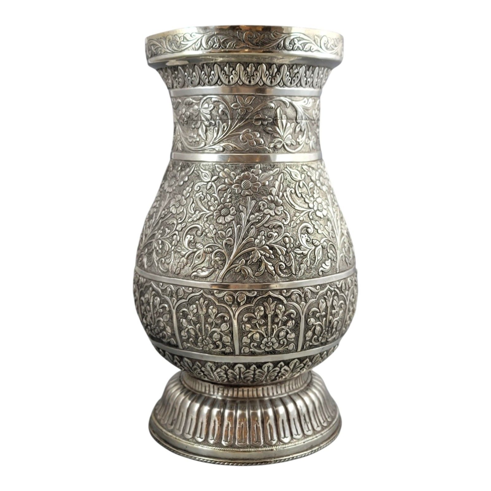 Large Indian Silver Vase Kutch Gujarat 3012g Repousse Antique Baluster Form photo 20000.0