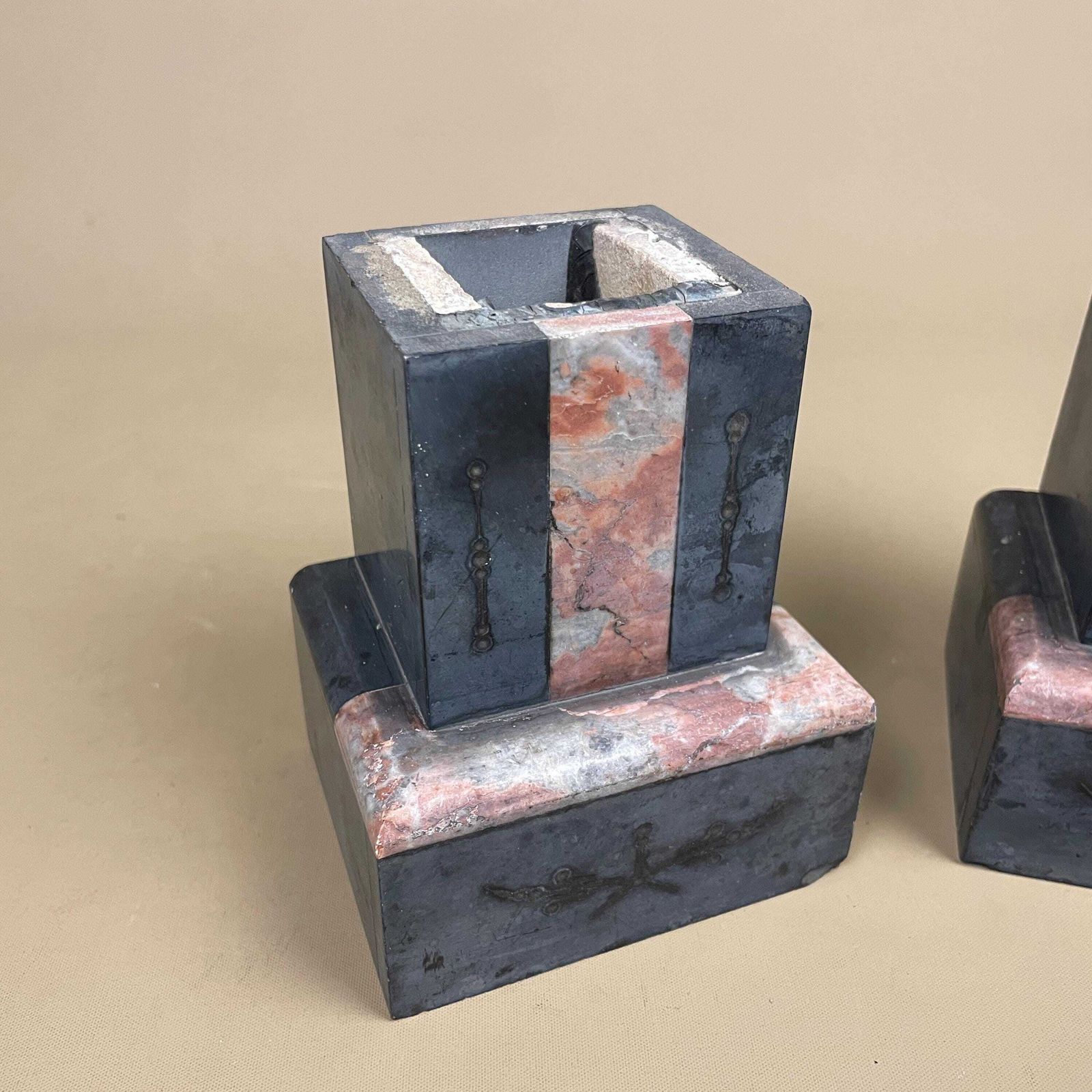 Pair Stone Marble Book Ends Decorative Shelf Ornaments Bookends Black Pink Square Heavy Library Display Pieces photo furniture