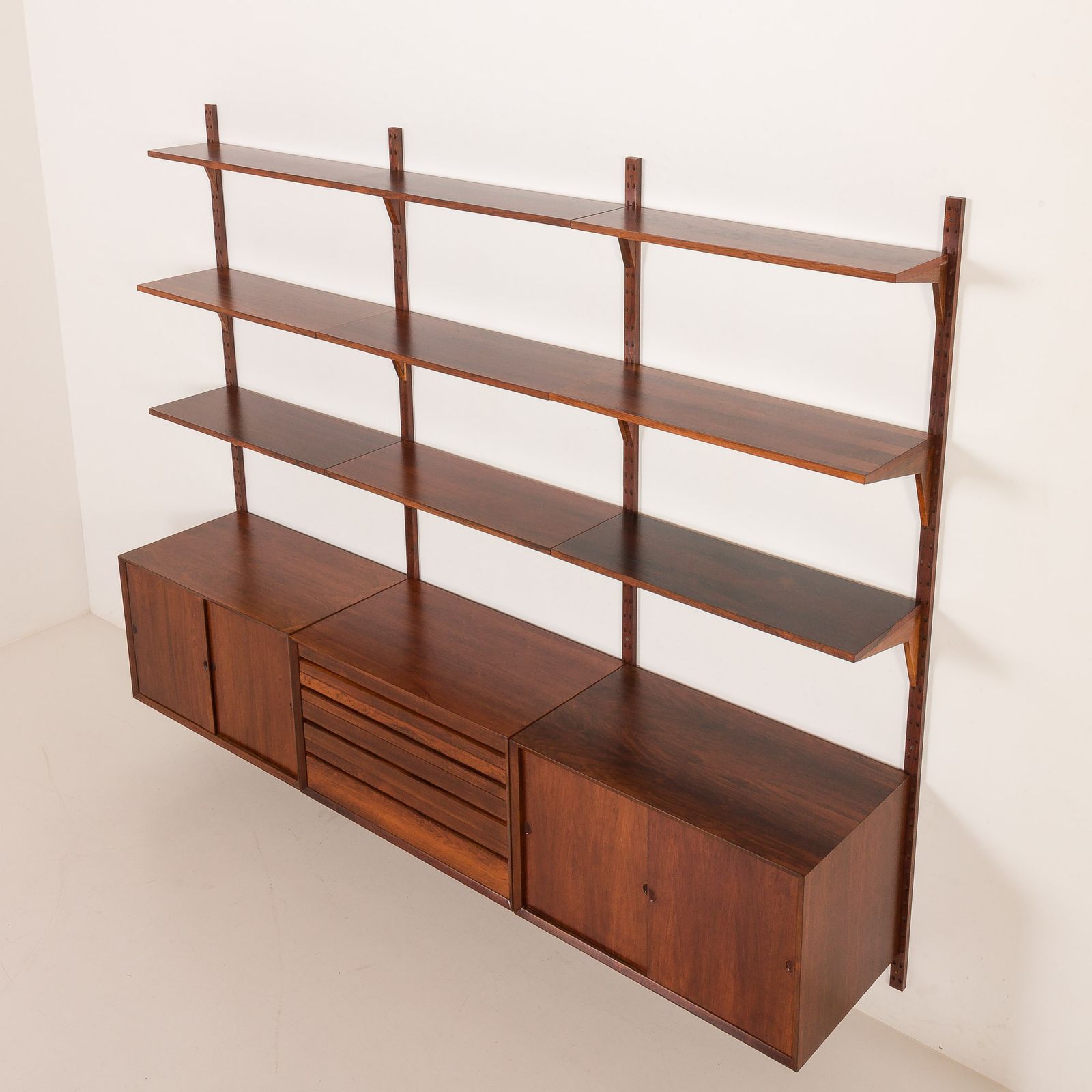 photo furniture Poul Cadovius 3 Bay Rosewood Wall Unit For Cado, 1960s
