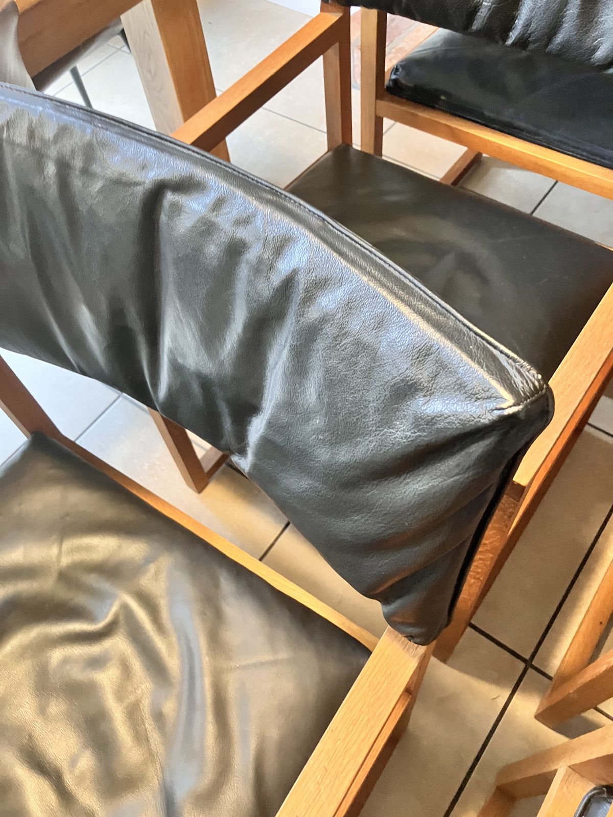 80’ 90’s Set Of 6 Oak And Black Leather Chairs photo for sale