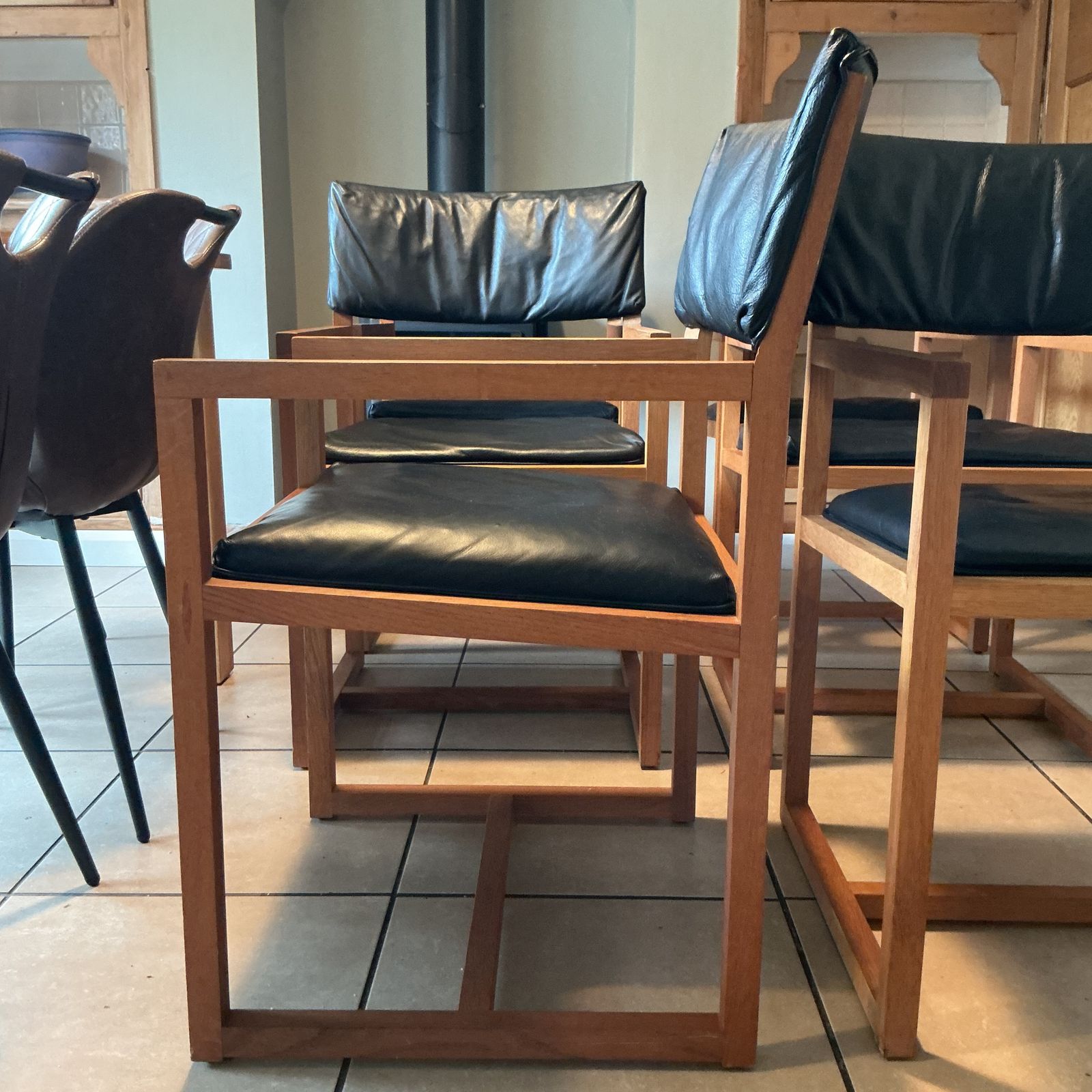 photo buy 80’ 90’s Set Of 6 Oak And Black Leather Chairs