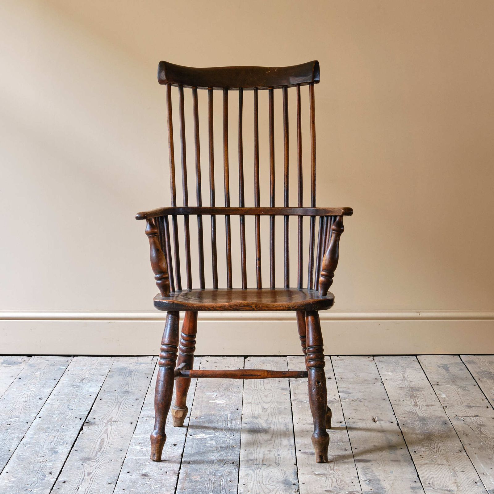 Georgian Comb Back Windsor Chair photo furniture