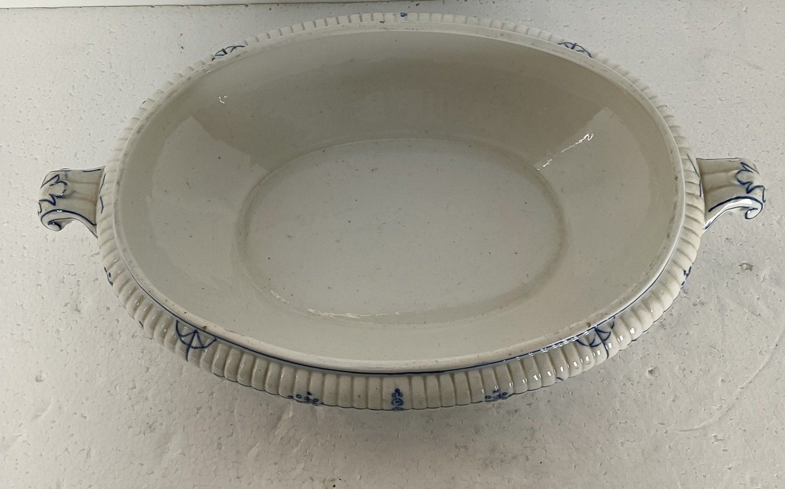 photo furniture Antique Oval Tureen Blue White Copenhague Motive Opaque De Sarreguemines France