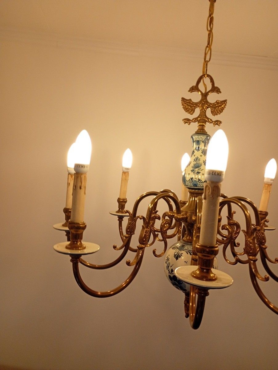 photo vinterior L Dutch Delft Blue White Chandelier Porcelain Ornate Brass 8 Lights Arms Vintage