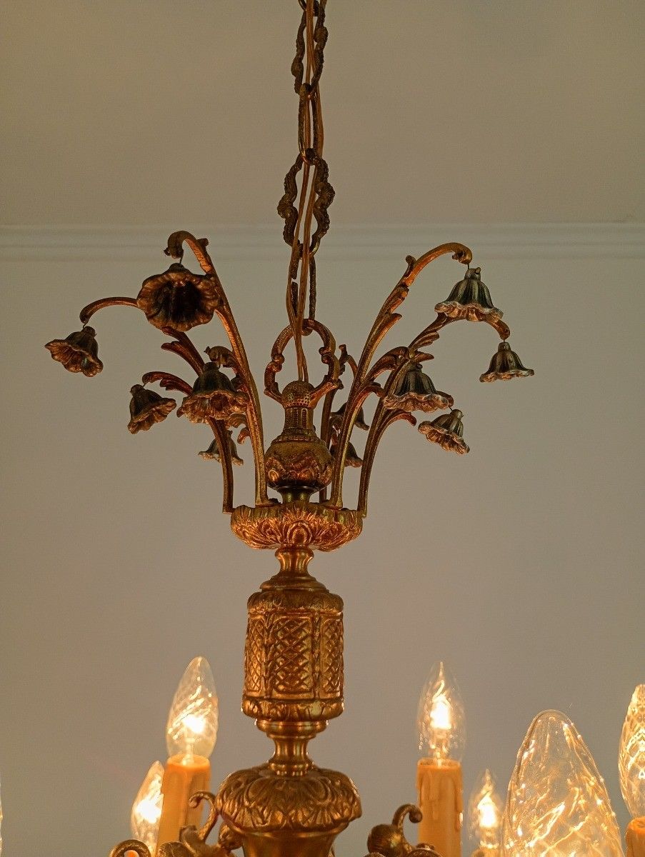 Gorgeous Spanish Revival Brass Chandelier Putti Bell Flowers 12 Arm Lights Vinta photo vinterior