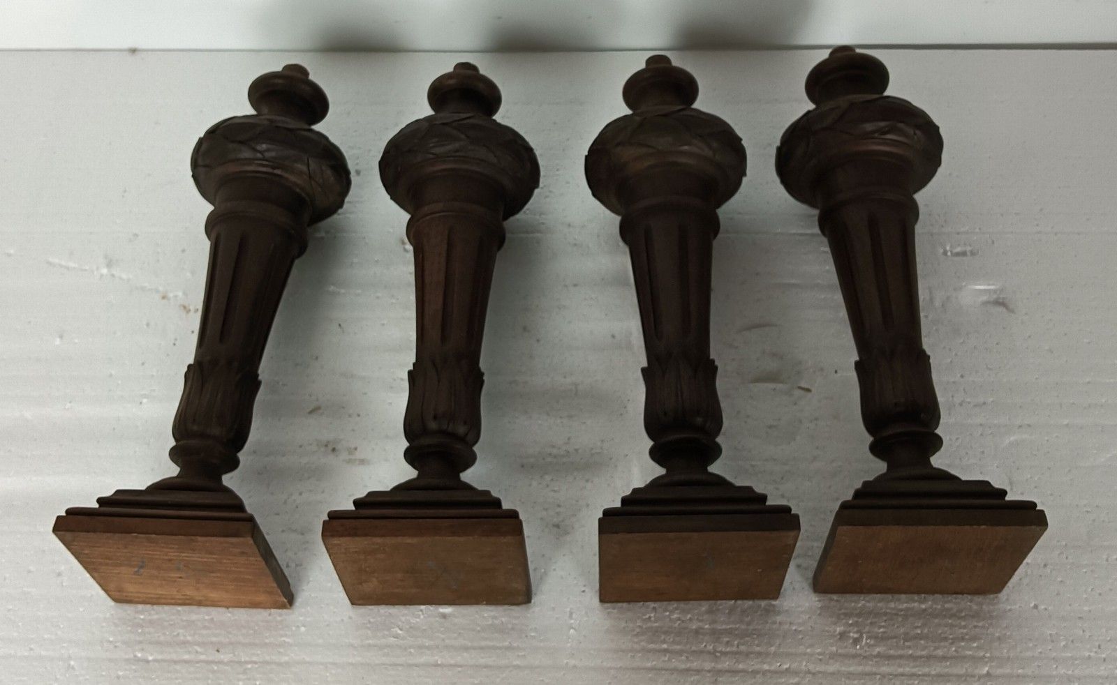 Set Of 4 Large Reclaimed Carved Wood Large Spindles Balusters Trim Posts Pillar photo vinterior