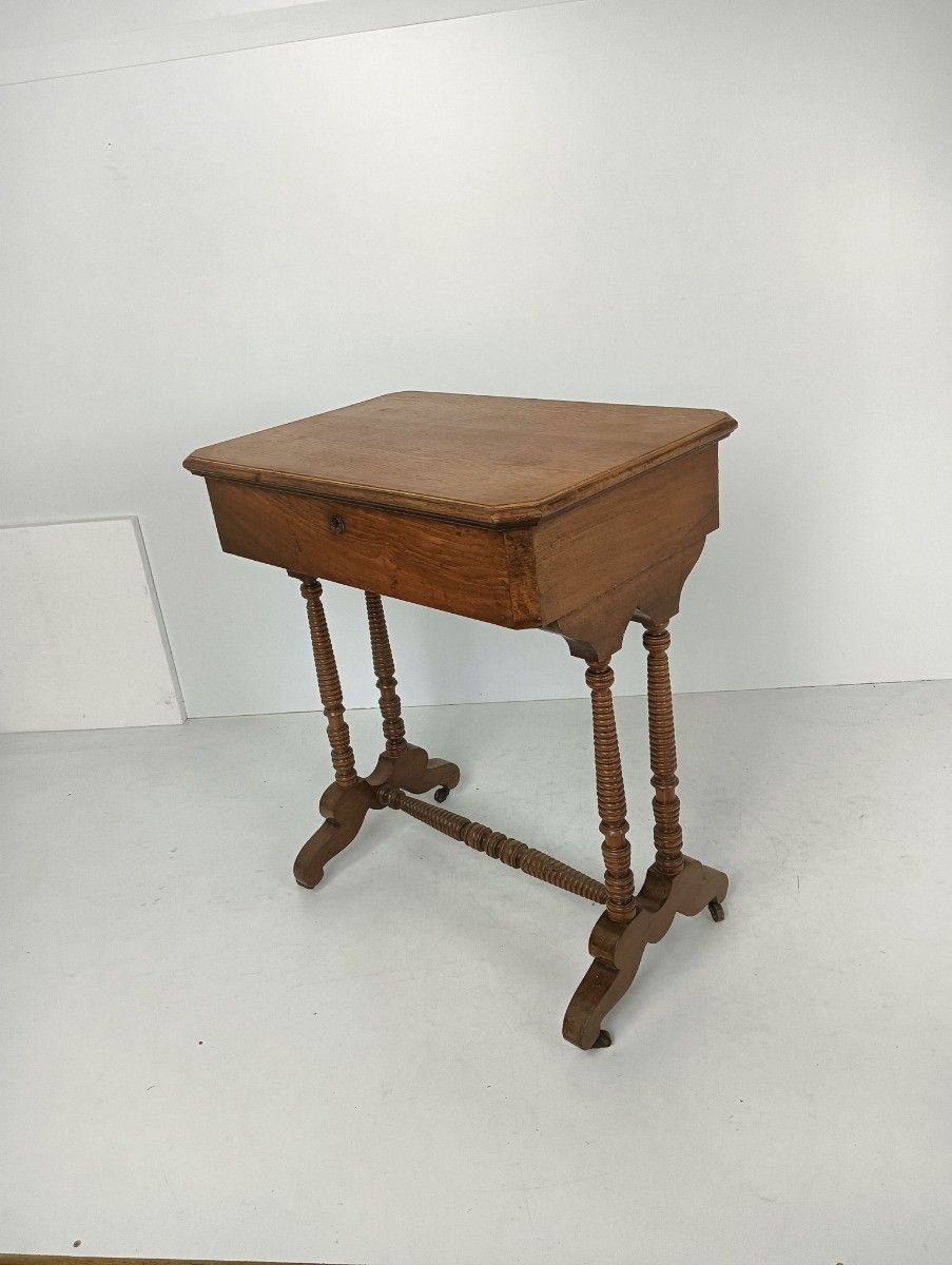 photo vintage Antique Art Deco Sewing Quilting Box Table Cabinet Desk On Wheels