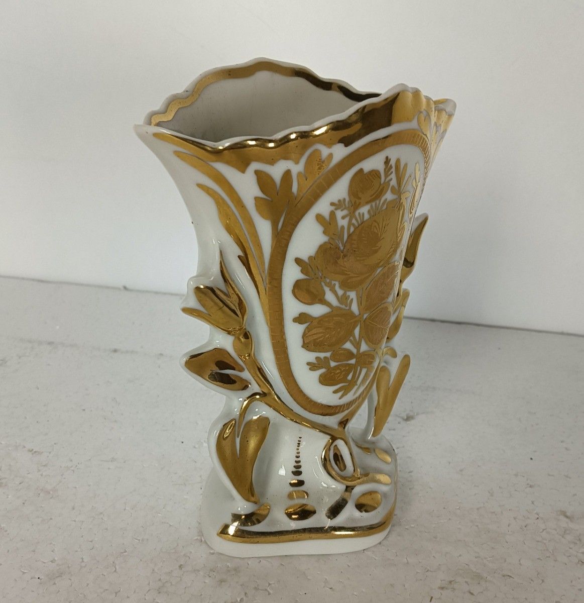 Antique  Porcelain Fan Flair Vase  Gold Gilded Vieux Paris Decoration photo 161.0