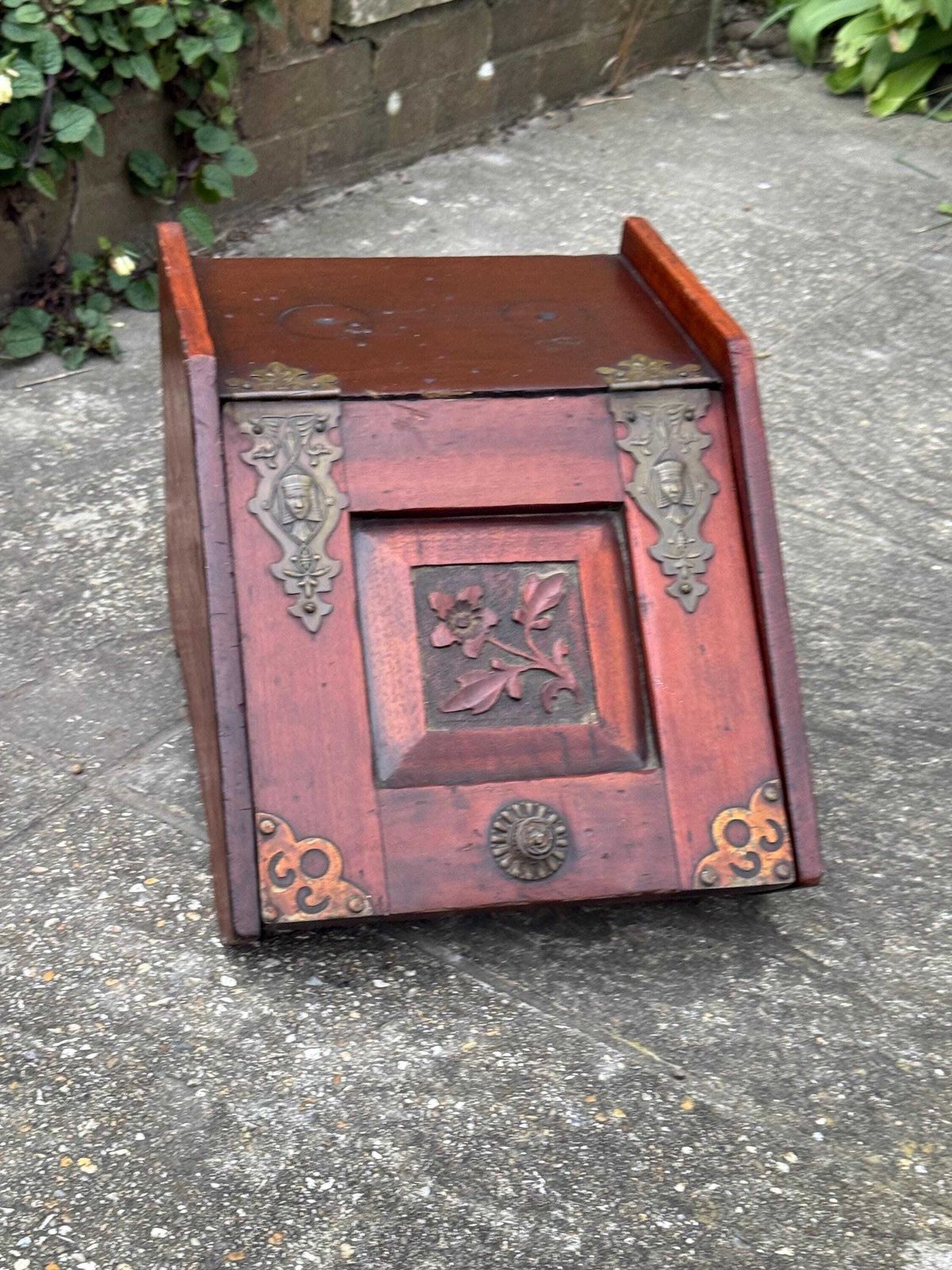 Antique Victorian Carved Wooden Coal Scuttle Brass Mount Fireside Storage Box photo for sale