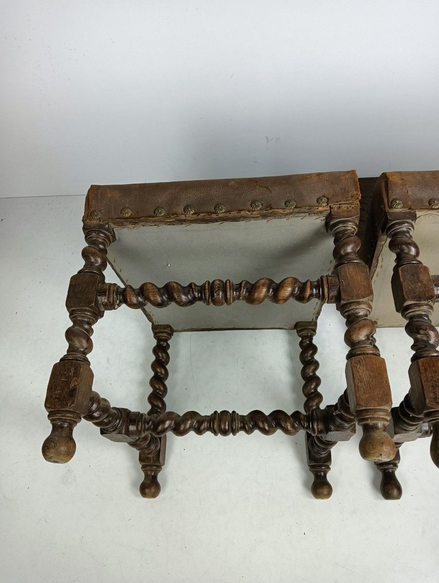 photo vintage Set Of 2 Antique Gothic 1900s Chairs Barley Twist Wood Renaissance Dragons Leath