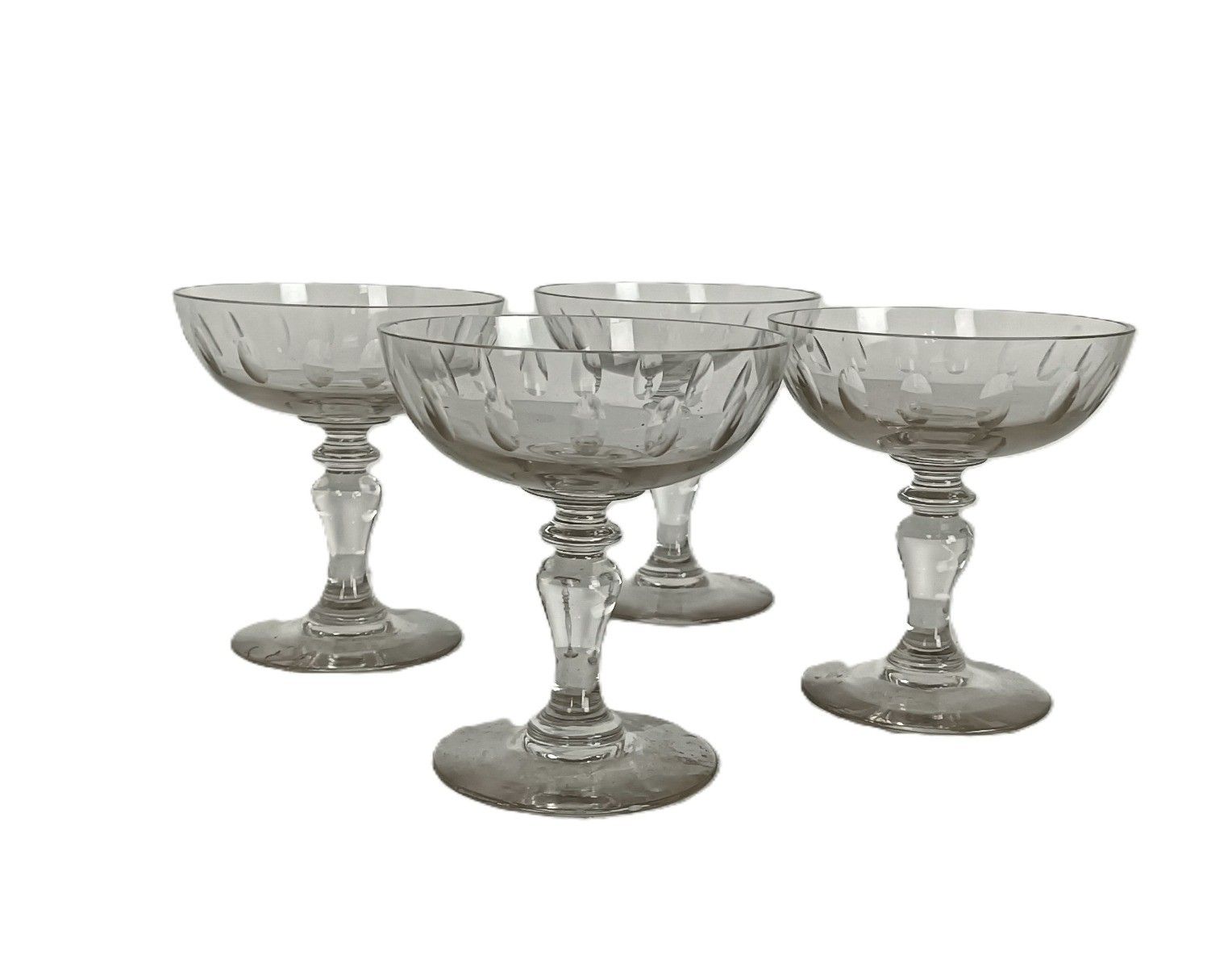 Set Of 4 Antique Cocktail Glasses Etched Glass Stylish