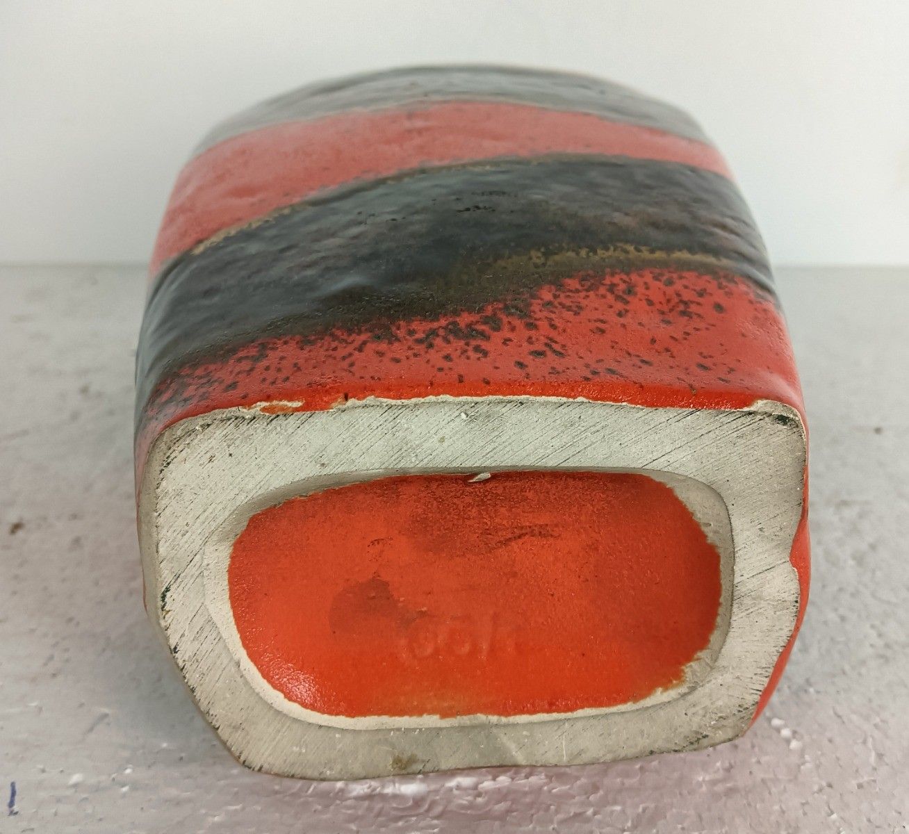 Kurt Tschörner Mid Century Ruscha Rasma Orange Glazed Art Pottery Vase Fat Lava photo vinterior