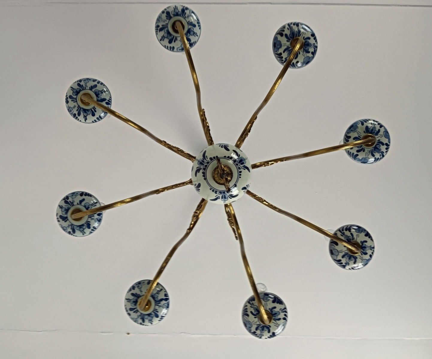 Dutch Delft Blue White Chandelier Porcelain Vintage Ornate Brass 8 Lights Arms photo for sale