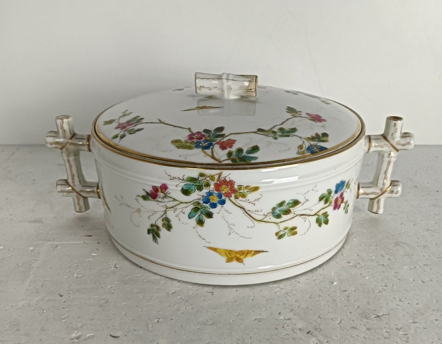 Victorian Antique 19th Century Small Tureen Bowl Lidded Hand Painted Flowers Bu photo vintage