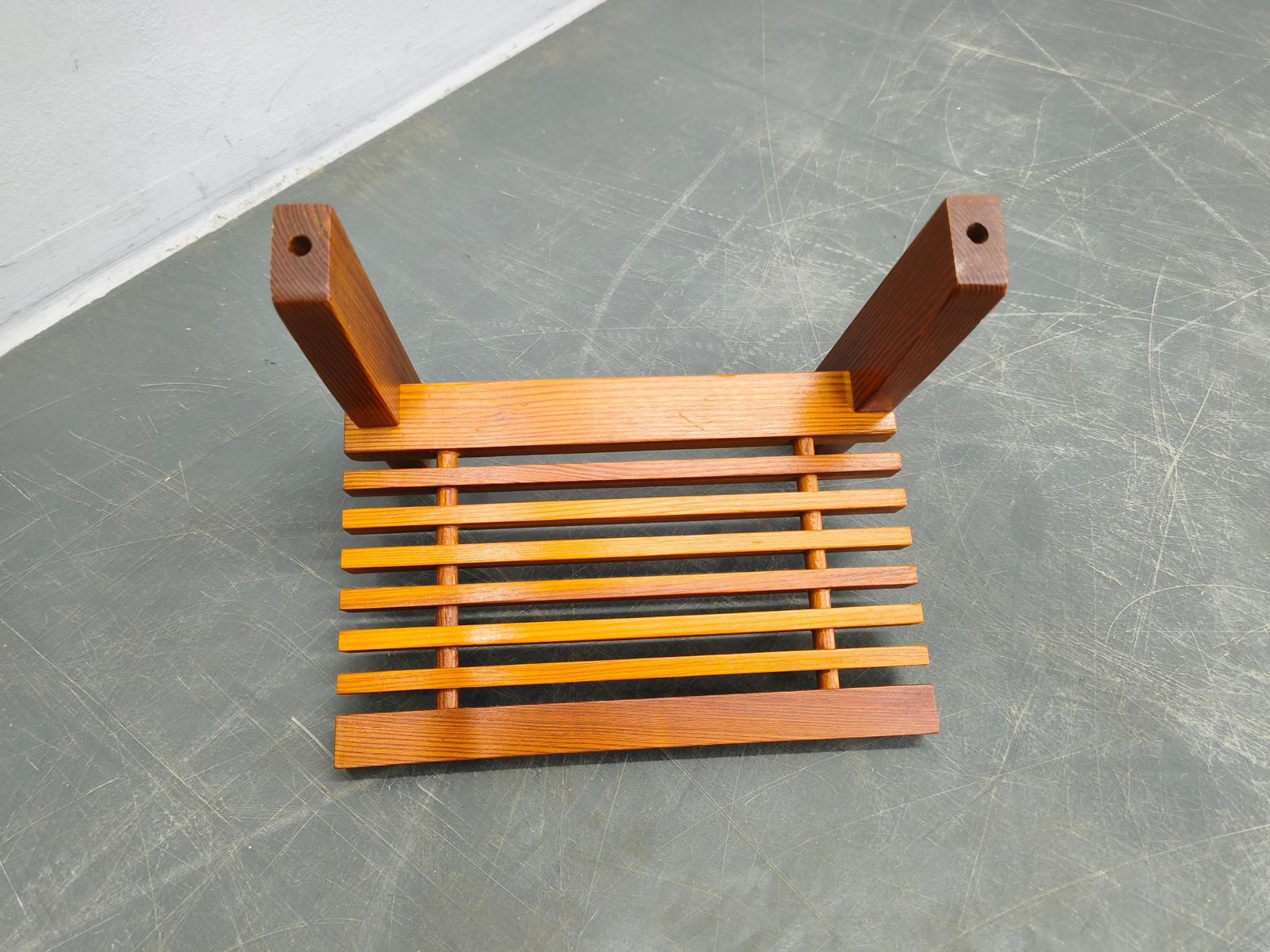 photo vintage Czechoslovak Mid Century Plant Stand And Shelf Set, 1970s