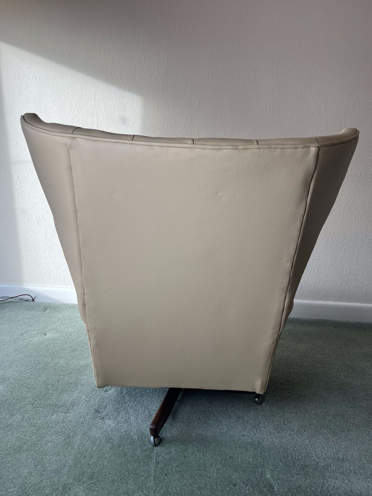 G Plan Blofeld 6250 Armchair, 1960s photo furniture