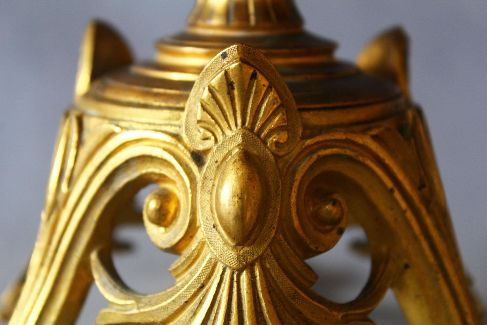 Antique French Empire Revival Bronze Pedestal Stand Or Base, Signed F. Delarue Paris, Gilded, Tripod Feet, Lion Paw, Acanthus Leaf, Napoleon photo Home Decor