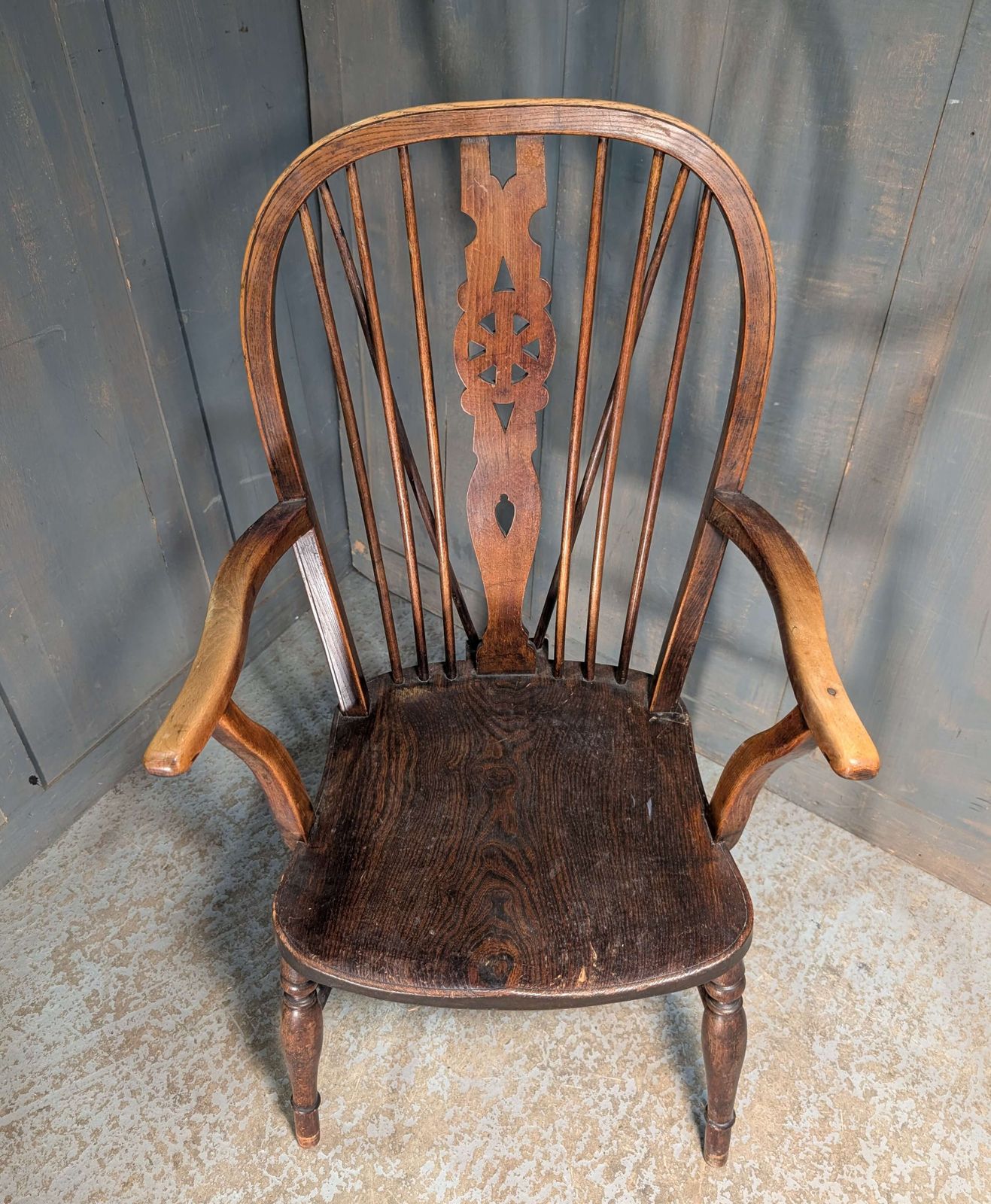 Antique Windsor Wheelback Elbow Chair photo furniture