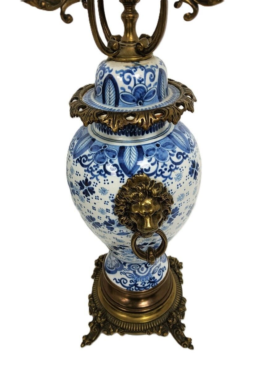 Garniture Set Of 3 Mantle Pieces Clock Two Candelabras Porcelain Delft Blue Whit photo Home Decor