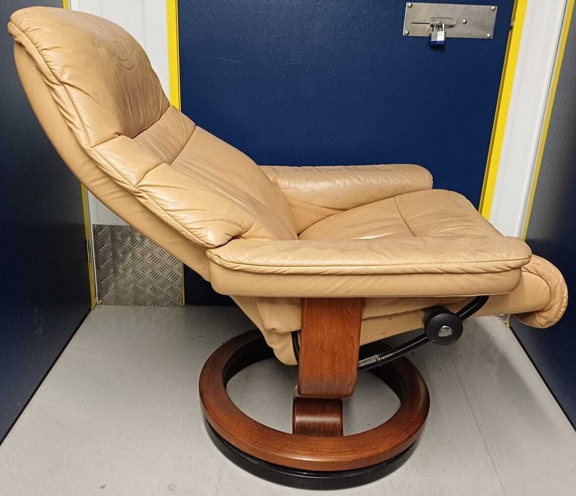 photo furniture Ekornes Stressless Tan Leather Recliner Armchair And Footstool   Free Delivery Within 50 Miles, Further Afield At Cost.