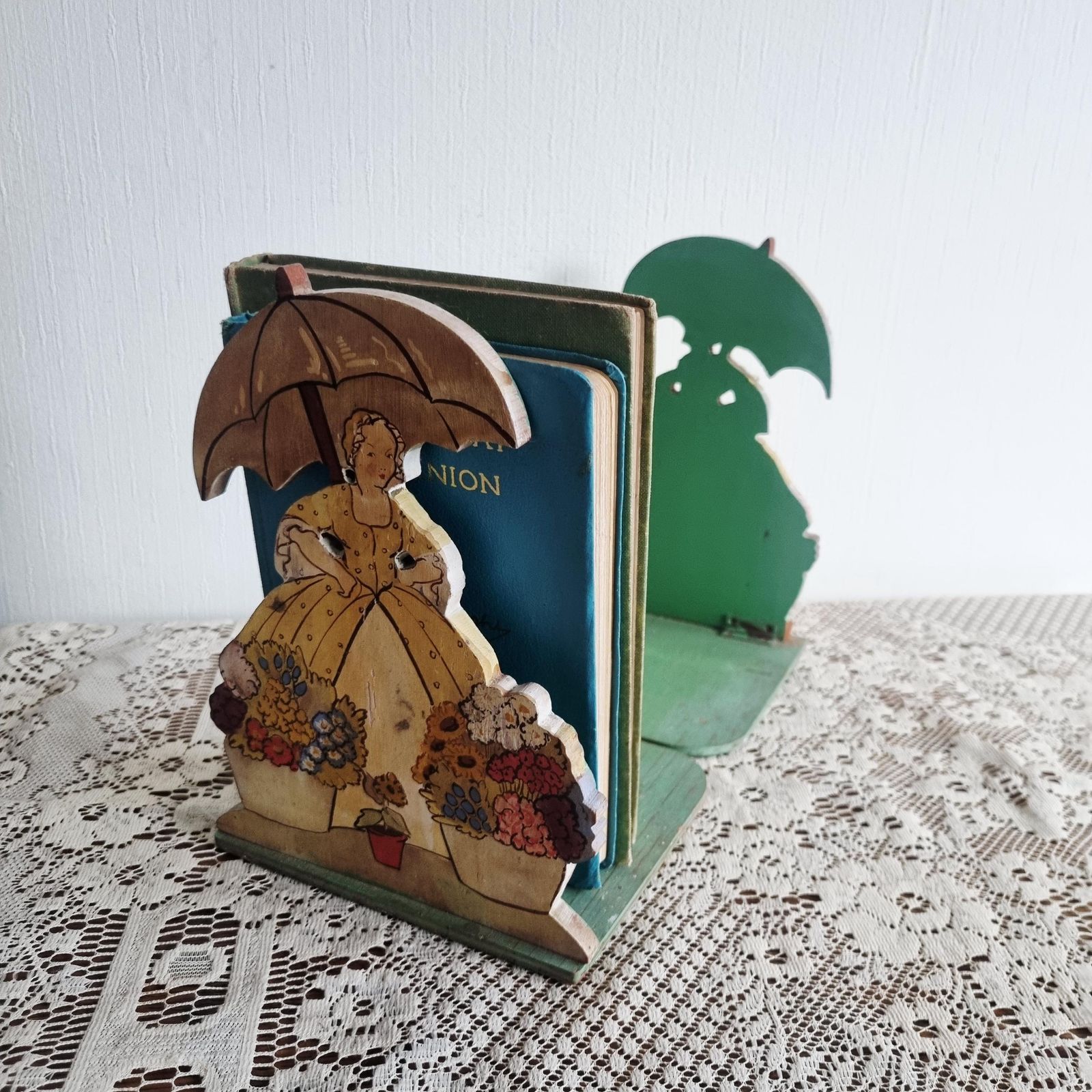 Art Deco Die Cut Pair Of Vintage Bookends Depicting Crinoline Lady photo for sale