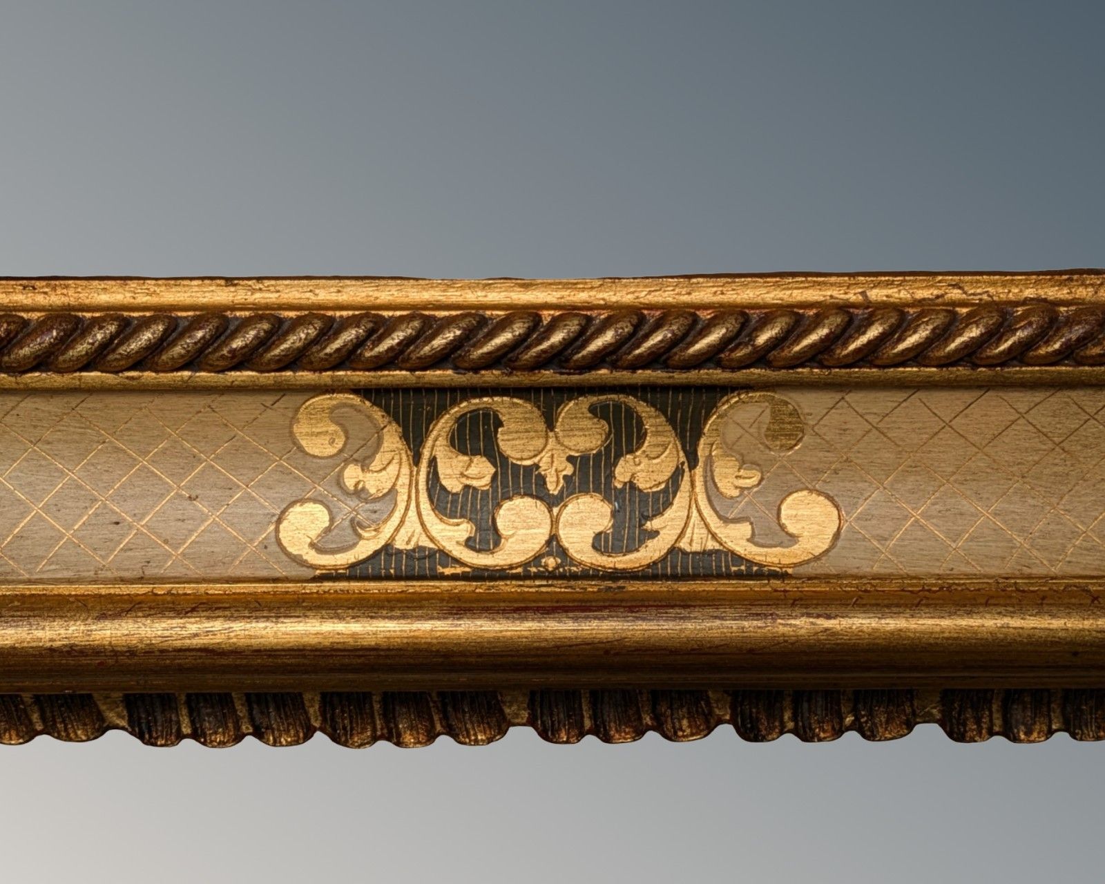 Good Decorative Italian Gilt Wood Frame photo Home Decor