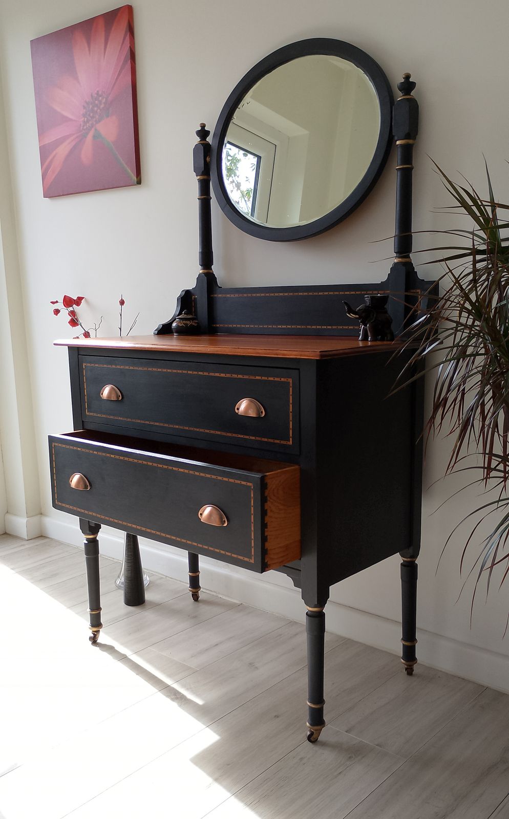 Athenian Black Edwardian Mahogany Dressing Table With Gold Highlights photo buy