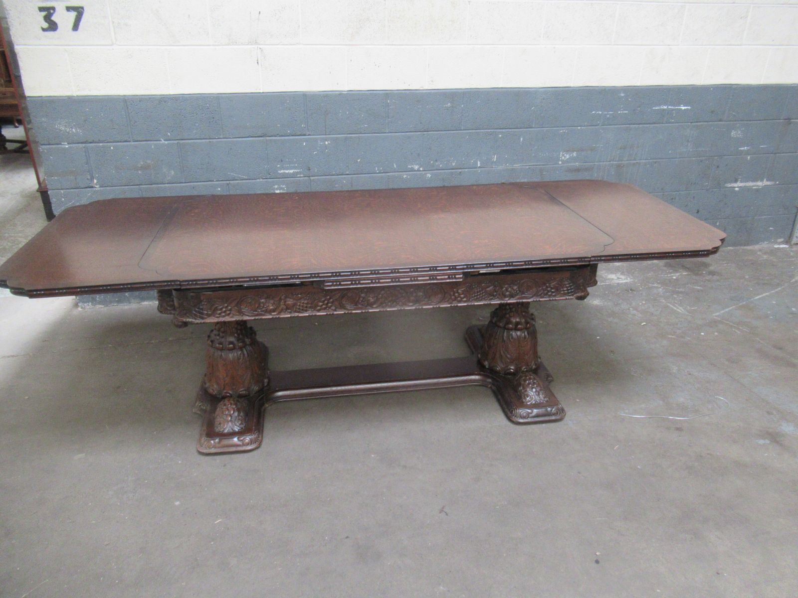 Large  Extending  Oak Dining Table  To Seat 8/10 photo for sale