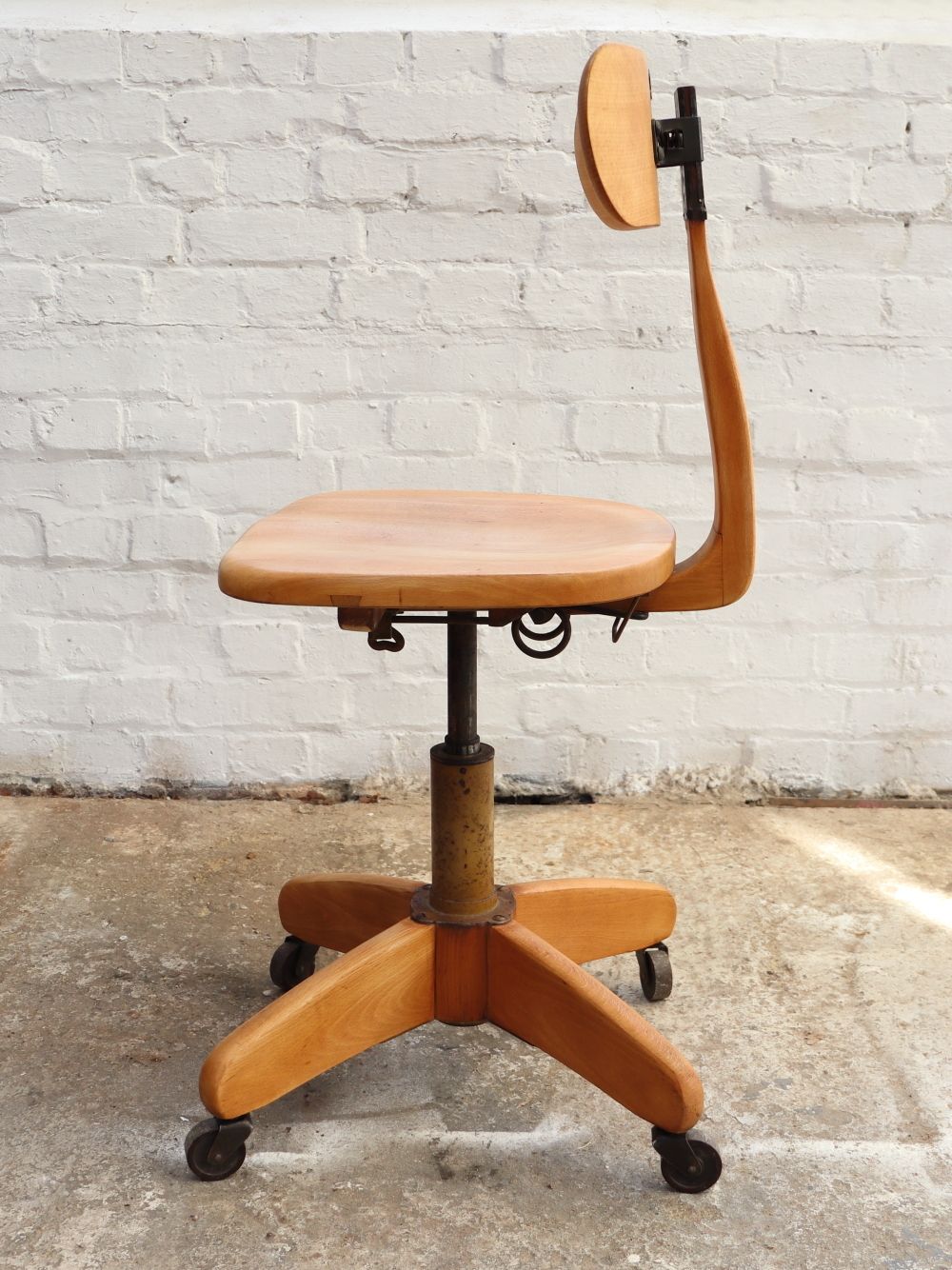 Beautiful Vintage German Federdreh Office Chair photo vintage