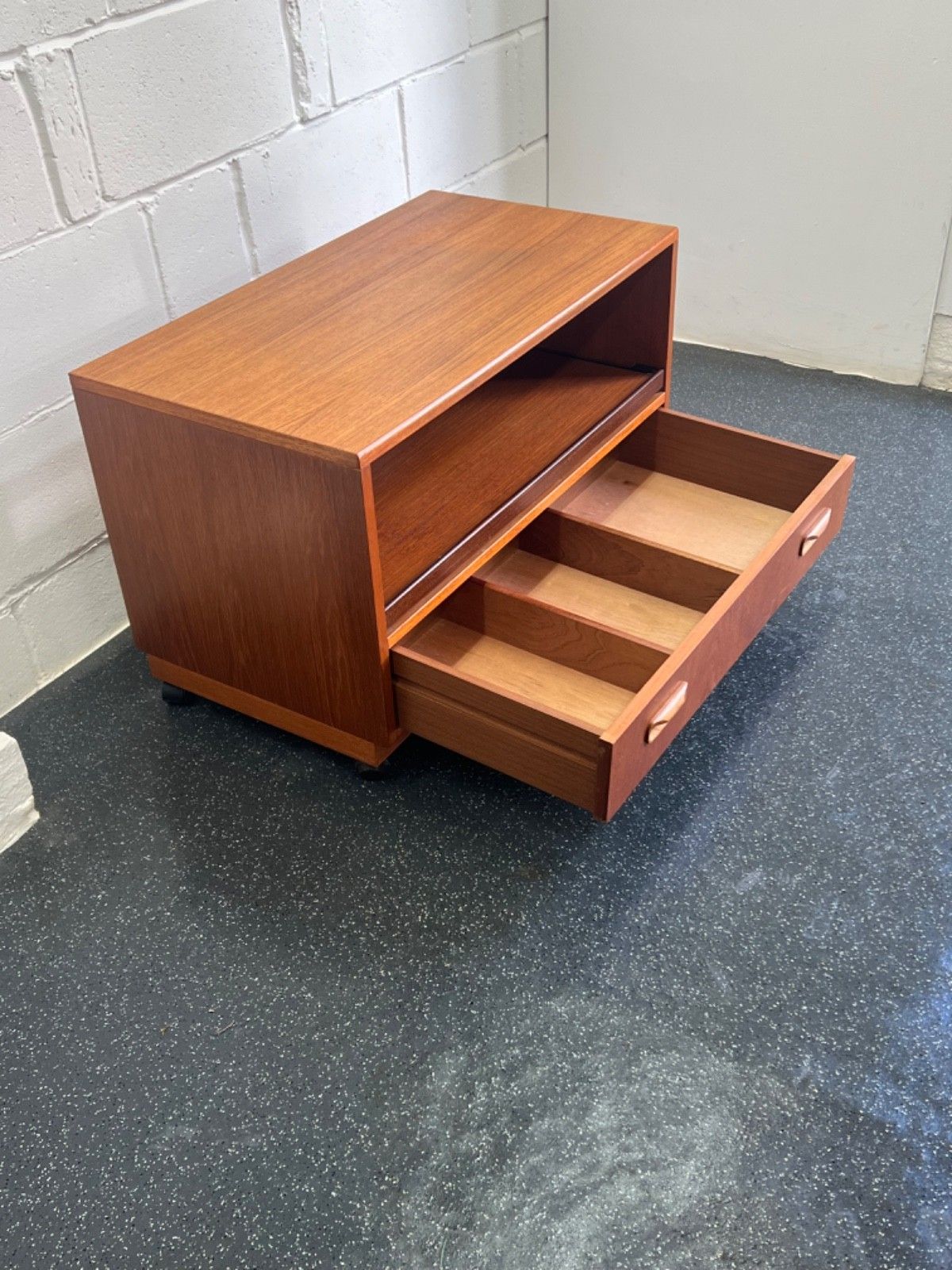 G Plan Media Cabinet Tv Stand Midcentury Vintage Teak 1960s (Delivery Available) photo Furniture