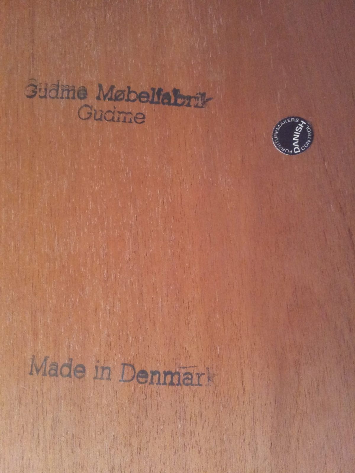 photo furniture A High Quality Danish Teak Extending Dining Set By Gudme Møbelfabrik, Comfortably Seating 8–10 And Presented In Excellent Condition