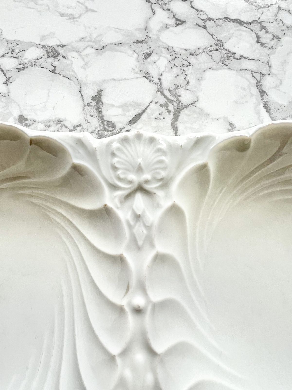 Compartmented French White Porcelain Scallop Decoration Lion Paw 1830 Hand Molded Ironstone Beggar Jewelry Display Nibble Bonbon Dish photo for sale