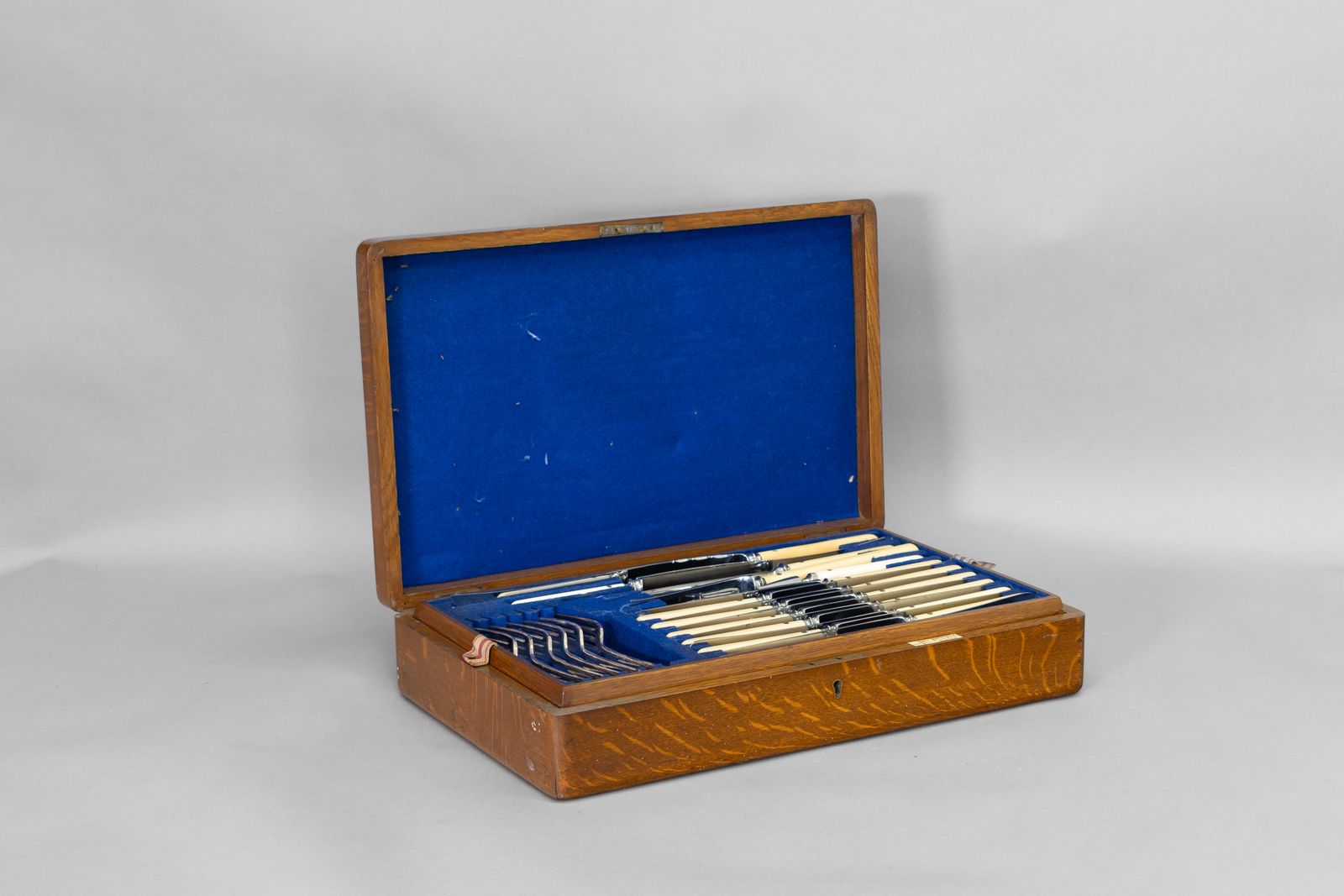 Canteen, 1920s, Oak, Vintage, For Walker And Hall
