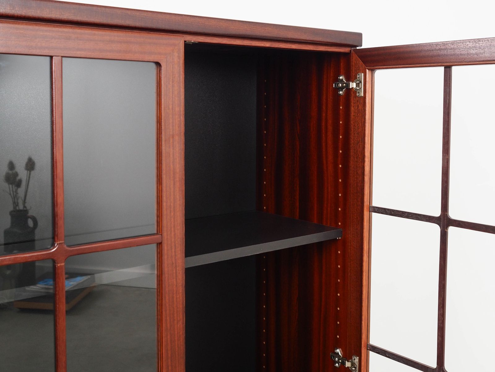829.0 Mahogany Display Cabinet, Danish Design, 1970s, Made In Denmark photo