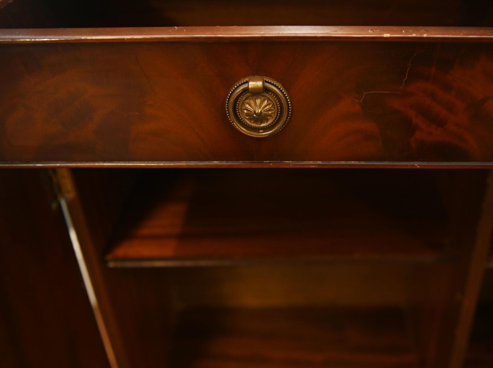 photo furniture Georgian Revival Mahogany Bookcase Cabinet